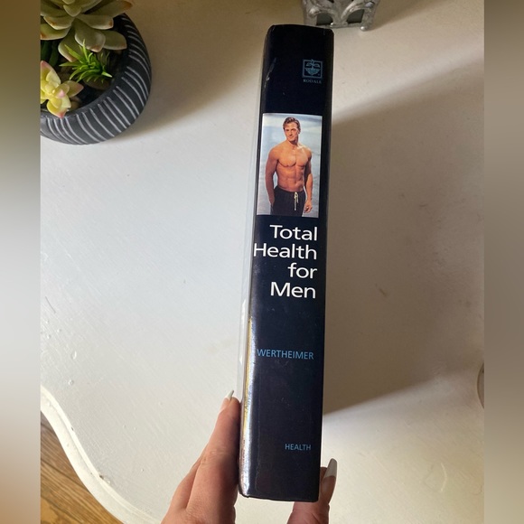 TOTAL HEALTH FOR MEN BOOK HOW TO PREVENT & TREAT HEALTH PROBLEMS - Picture 2 of 5